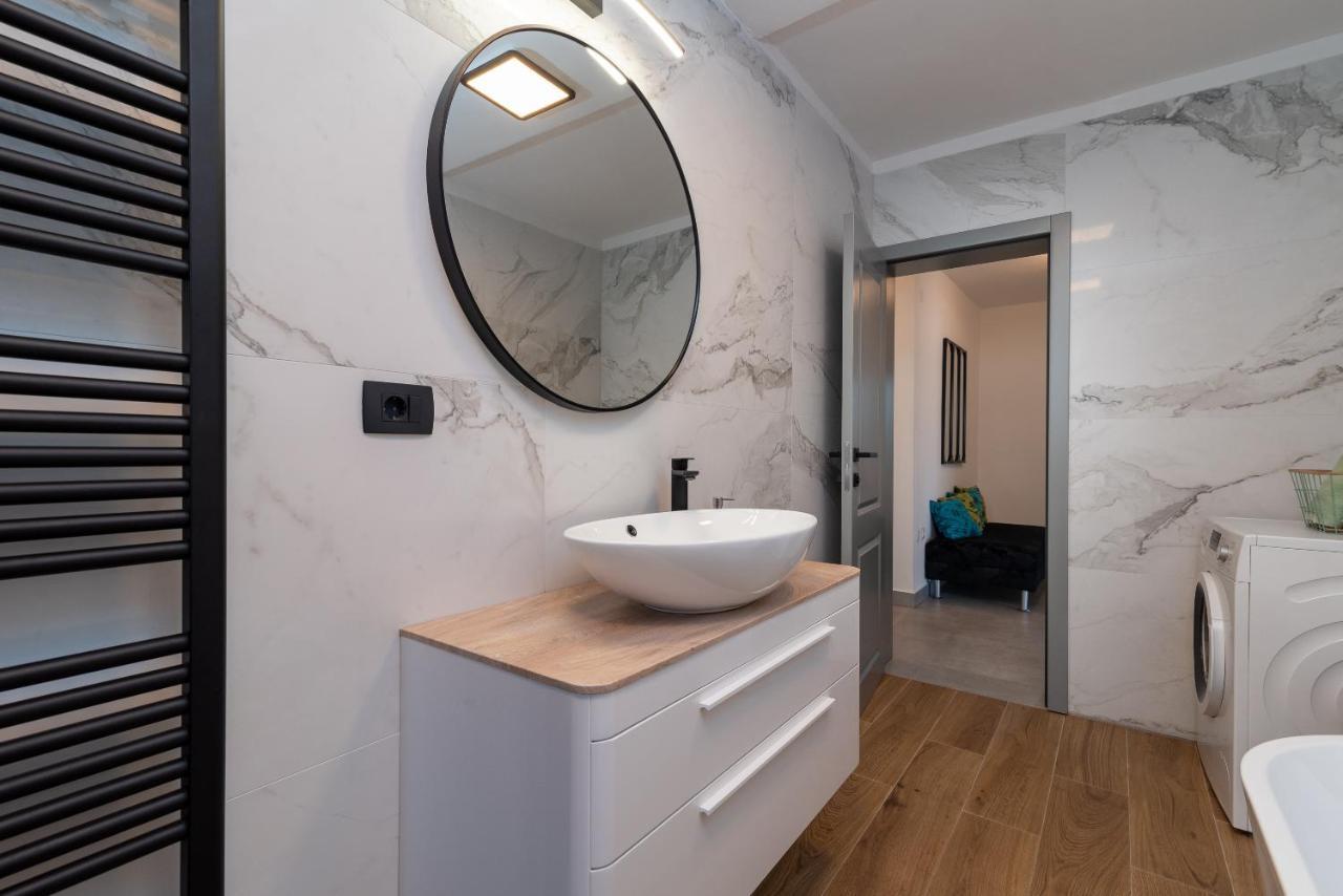 Apartment Kambel Каштела Екстер'єр фото