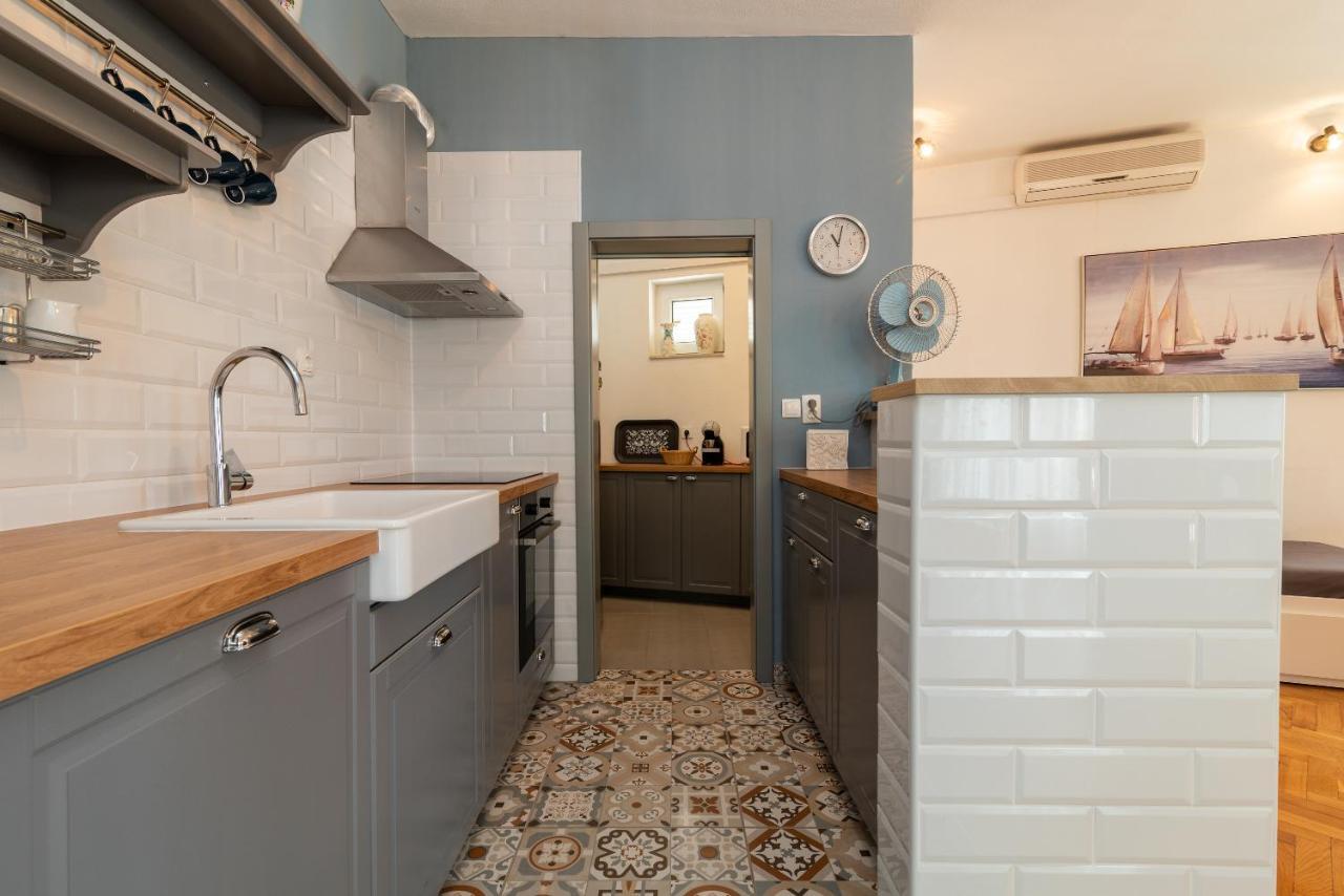Apartment Kambel Каштела Екстер'єр фото